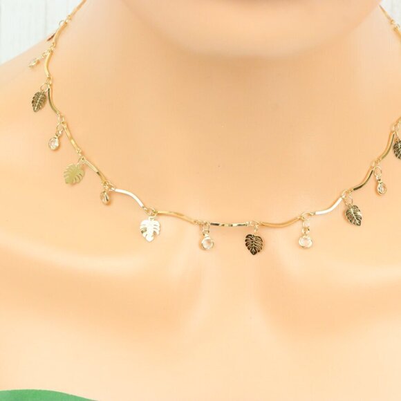 "Minimalist & Elegant Necklace Chain – Perfect for Women & Girls | UNVRC1009 - Picture 5 of 10